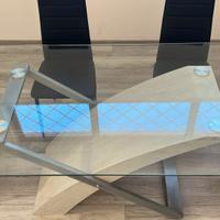 Tavolo elegante con 6 sedie