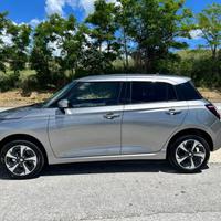 SUZUKI Swift 1.2 Hybrid 4X4 AllGrip Top