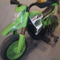 Moto elettrica per bambini