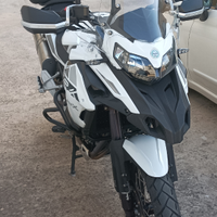 Benelli Trk 502x (km 2.500)