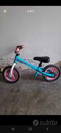 Bici senza pedali B'TWIN 10/12" azzurra e rosa con