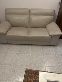 Due divani, due posti