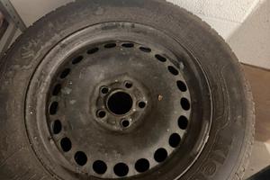 Cerchi con gomme da 16