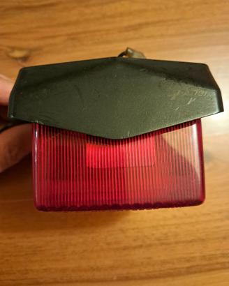 Fanale Posteriore Yamaha Triker 2006