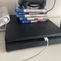 Ps 4 da un tera piu due joistik e 5 giochi