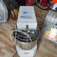 Impastatrice a spirali elettriche carrellate 12 kg