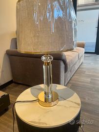 Lampada da tavolo moderna nuova - design elegante