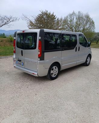 Furgone con pedana per disabili