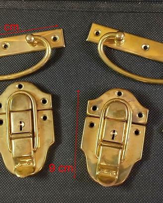 Maniglie  e serrature per baule