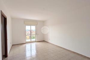 4 LOCALI A MELITO DI NAPOLI