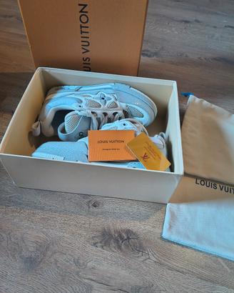 Scarpe LV Skate grigie e bianche taglia 41