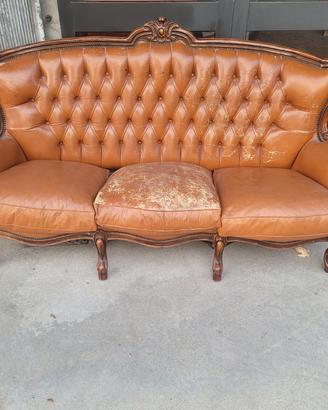 Divano 3 posti pelle Chesterfield Re Luigi usato