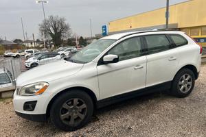 Volvo XC60 2.4 Kinetik