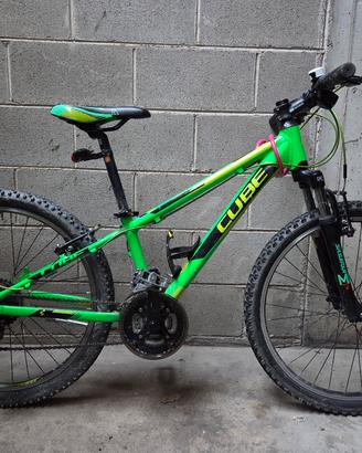 MTB CUBE 24 POLLICI SUNTOUR M3010