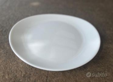Piatti piani ovali moderni – 18 pz