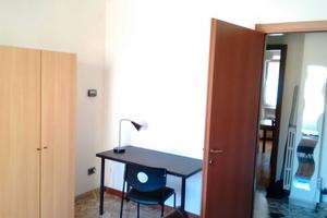 Stanza singola grande a Padova Via Gattamelata