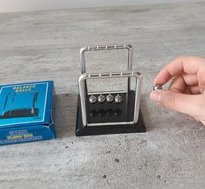 Classico gioco di palle di Newton