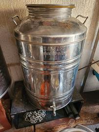 2 contenitori olio da 50 kg con rubinetto e30 kg