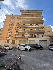 4 LOCALI A CATANZARO