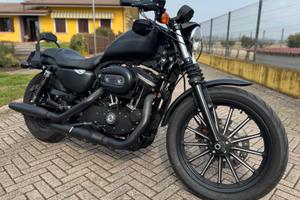 Harley Davidson Sportster 883