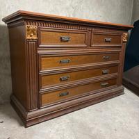 Cassettiera in legno