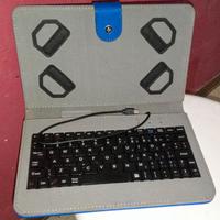 custodia con tastiera nuova 