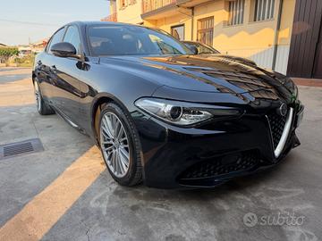 Alfa Romeo Giulia 2.2 Turbodiesel 150 CV AT8 Busin