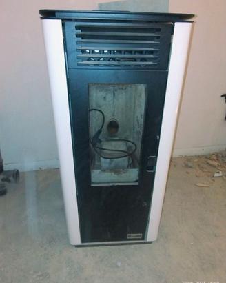 Stufa a pellet seminuova