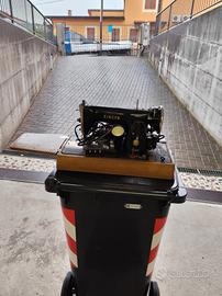 macchina per cucire Singer 