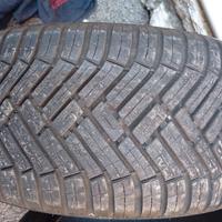  2 gomme invernali buoni 225/45R17 M+S