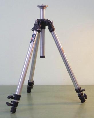 cavalletto treppiede tripode fotografico stativo