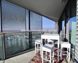 PRESTIGIOSO TRILOCALE VISTA MARE