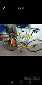 Bici da corsa Frera in alluminio