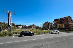 Terreno in strada passante catania
