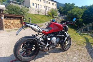 MV Agusta Brutale 675