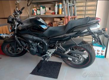 moto FZ6