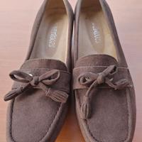 Mocassini simil‑camoscio marrone con nappine 38