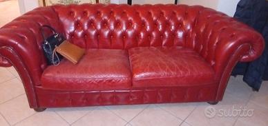 Divano Chesterfield