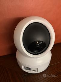 Ezviz C6N telecamera wi fi interno