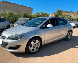 Opel Astra"Finanziabile Senza Busta Paga"