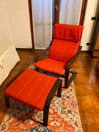 Poltrona Ikea Rossa con poggiapiedi
