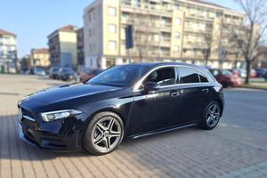 MERCEDES-BENZ A 200 d Automatic Premium