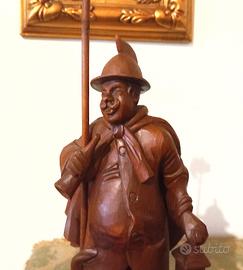 Antica scultura in ulivo