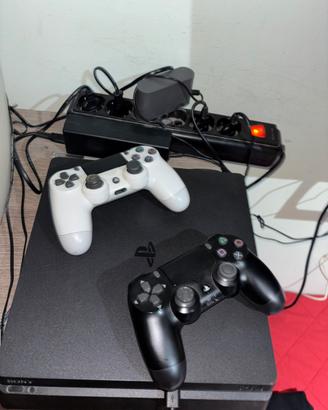 Play4  500gb nera