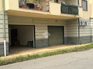 MAGAZZINO A CORIGLIANO-ROSSANO