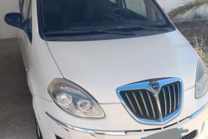 macchina lancia musa 