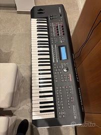 Yamaha MOX6