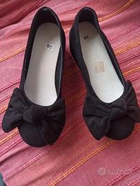 Scarpe 38  (grande) inutilizzate perchè grandi 