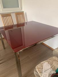 Tavolo per 8 persone quadrato di design