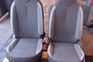 Interni Toyota Aygo 2017 completi